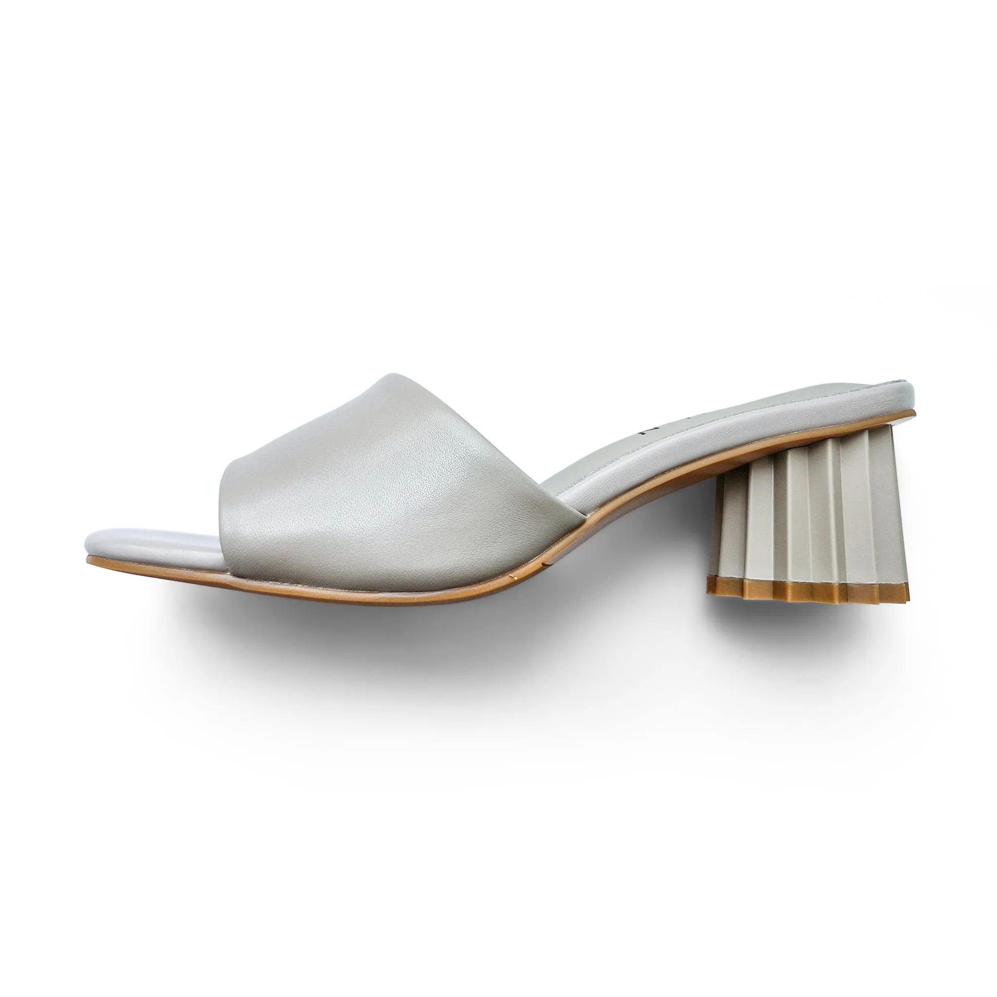 Evelina pleated heels series