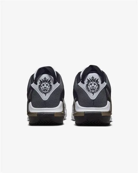 NIKE LEBRON WTNESS 7